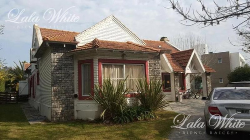 Imagen 2 de 24 de Venta Con Renta - Casa En El Lauquen - Canning