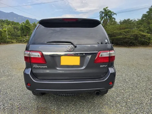 Toyota Fortuner 3.0 Srv