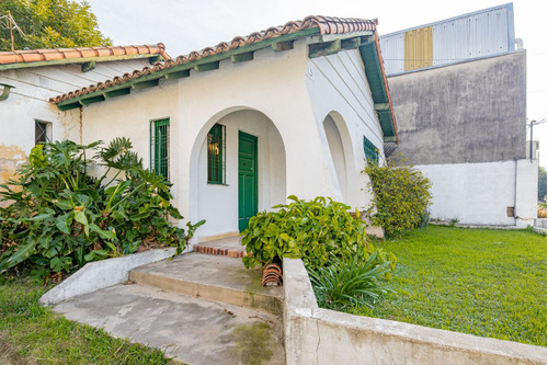 Casa En Venta Bella Vista - Acepta Permuta