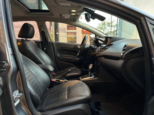 Ford Fiesta Kinetic 1.6 Titanium Powershift 120cv