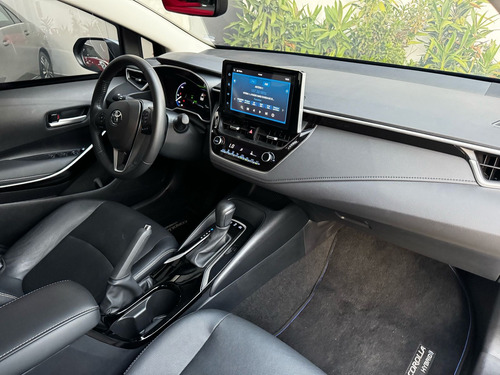 Toyota Corolla 1.8 Altis Hybrid Flex Aut. 4p Hibrido Flex