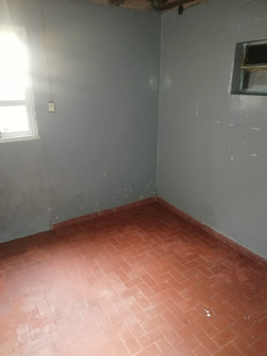 Imagen 10 de 11 de Ph De 4 Ambientes, 80 M2 A Refaccionar, Excelente Ubicación.