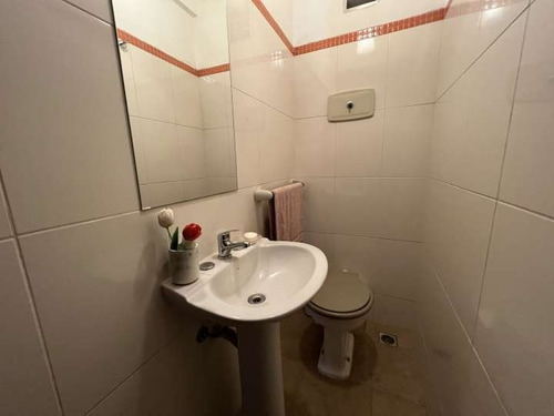 Imagen 9 de 16 de Venta De Apartamento 3 Dormitorios En El Centro