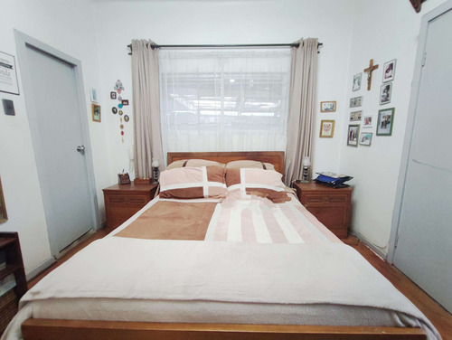 Venta De Propiedad Comercial En Centro De Quilpué, 5h+5b+4e