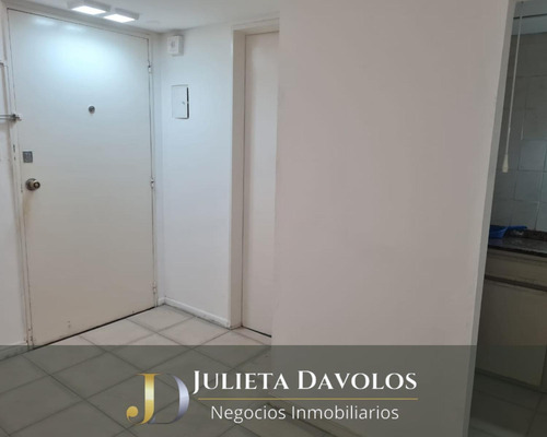 Se Vende Monoambiente Dividido En Palermo, A 1 Cuadra Del Alto Palermo. Apto Profesional