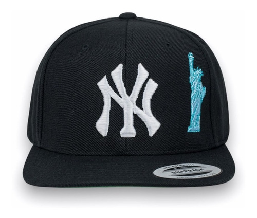 Gorra Yupoong Yankees Estatua Snapback Classics Flexfit