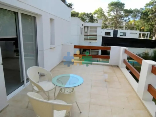 Casas En El Club Solanas, Con Todos Los Servicios - Ref : Eqp6174