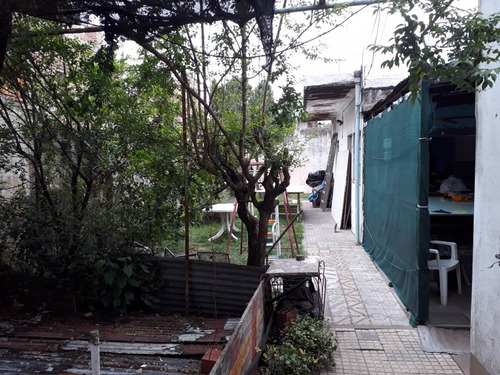 Casa De Corte Antiguo A Reciclar O Demoler-adrogue