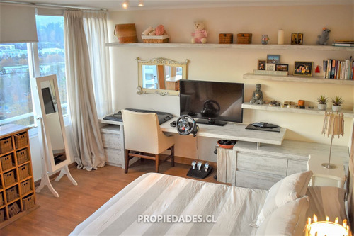 Departamento En Venta De 4 Dorm. En Lo Barnechea