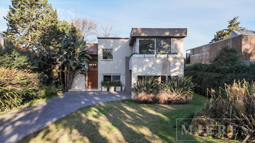 Casa En Alquiler Anual En Olivos Golf Club