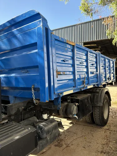Atego 1725 Caja Volcadora Trivuelco Sthal