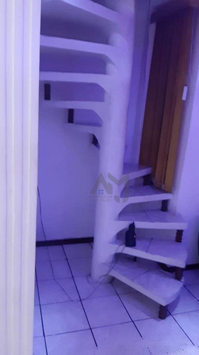 Imagem 8 de 22 de Sobrado Com 3 Dormitórios, Sala, Cozinha, Banheiro Com Vaga Para 2 Carros - So0071