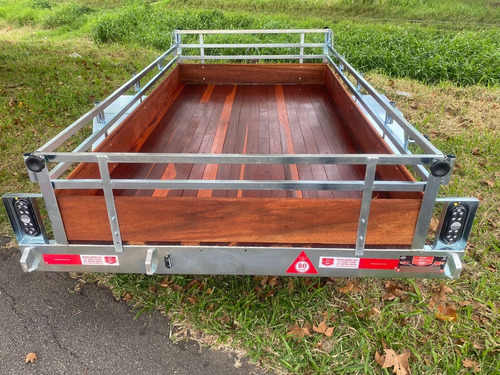 Carretinha Nova Completa Estrutura Reforçada 1,40 X 2,50