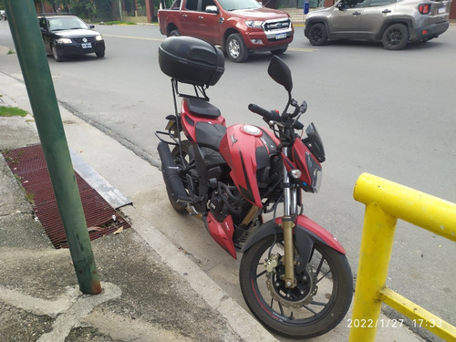 Imagen 4 de 13 de Tvs Rtr 200 Fi 4v - Equipada Para Viajar...
