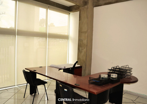 Oportunidad Única Edificio Comercial En Venta | 4 Niveles |recta De Cholula| Vistas Panorámicas
