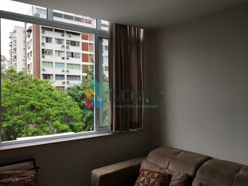 Imagem 4 de 15 de Apartamento Totalmente Reformado, Fino Acabamento Em Localização Privilegiada Tranquilidade Total !! - Boap10473