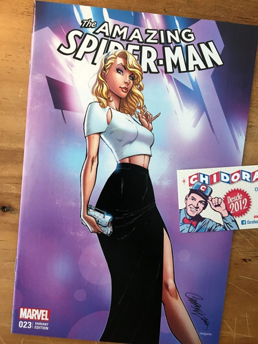 Comic - Amazing Spider-man #23 Scott Campbell Gwen Stacy