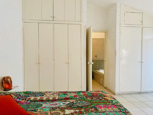 Casa De Un Nivel Con 3 Recámaras, Alberca Y Y Bungalow En Teopanzolco