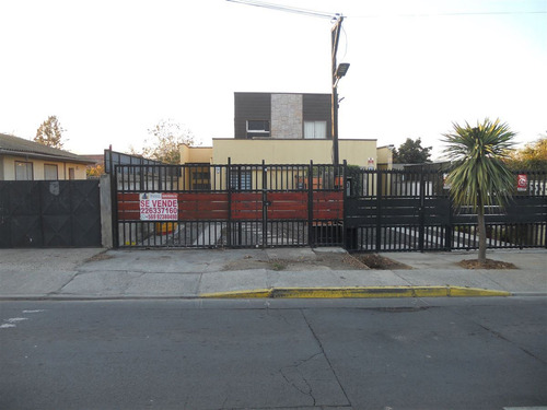 Casa En Venta De 3 Dorm. En Quilpué
