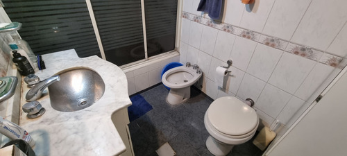 Casa Lote Propio 8.66x21.5 (ideal 2 Familias)