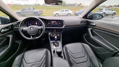 Imagen 17 de 25 de Vw Vento Highline 1.4 Automatico 2021 Ugarcia Us