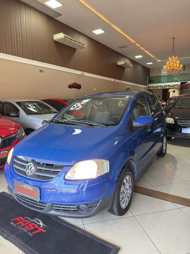 Volkswagen Fox 1.0 Sportline Total Flex 5p