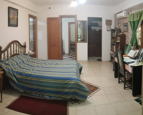 Imagen 18 de 23 de Casa Quinta En Venta, Schweitzer 540, Barrio El Cazador