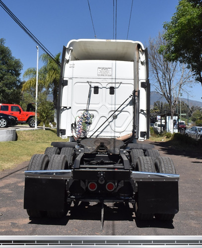 Imagen 5 de 9 de Tractocamión Freightliner Cascadia 2013 Seminuevo