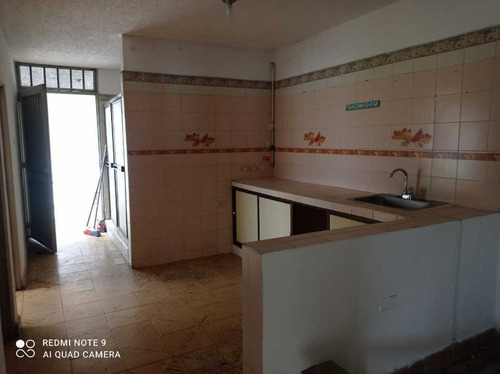 Imagen 9 de 28 de Se Vende Casa Bifamiliar Esquinera En Ciudad Modelo (j.s)