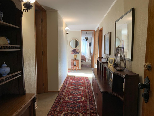 Excelente Y Gran Dpto. En Venta Sector Netamente Residencial