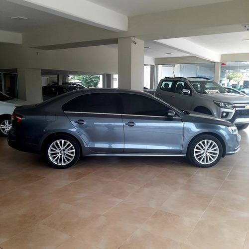 Volkswagen Vento 1.4 Highline 150cv At 2017