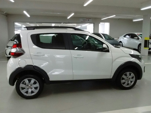Fiat Mobi 2016/2017 8654