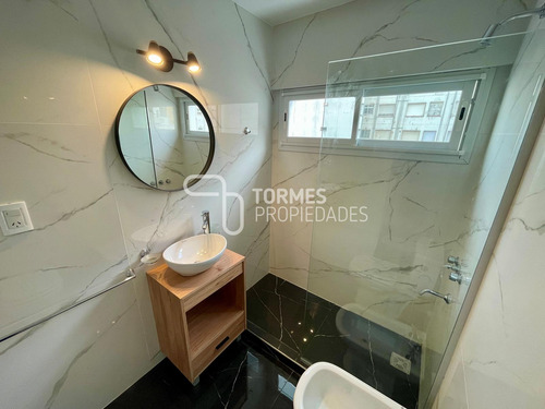 Venta Departamento 2 Ambientes Con Dependencia Reciclado Y Amoblado, Centro Mar Del Plata