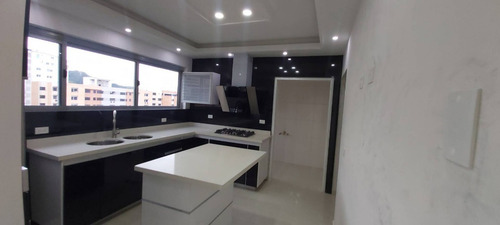 Imagen 4 de 22 de Penthouse Urb. La Trigaleña Valencia 0412-4860923.