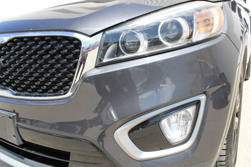 Imagen 8 de 11 de Kia Sorento 2018 3.3 V6 Ex Pack Piel 7 Pasajeros At