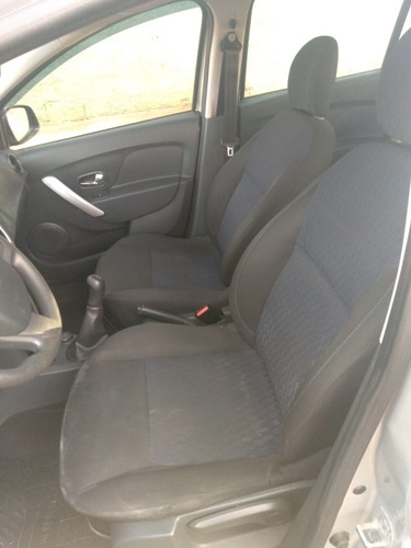 Imagem 6 de 6 de Renault Sandero 2016 1.0 16v Authentique Hi-flex 5p