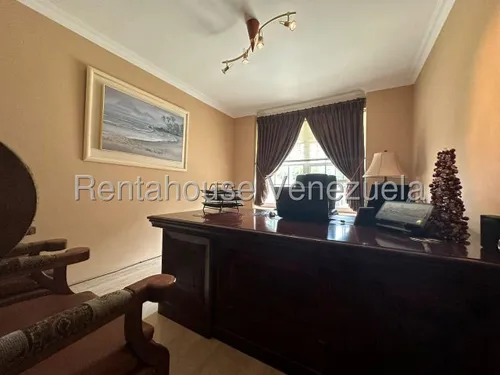 Casas En Venta Mls #25-9502