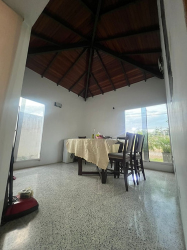 Magnífica Casa En Venta Cantarrana Cumaná, Venezuela.