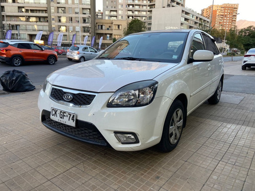 Kia Rio 5 1.4 Mt 2ab