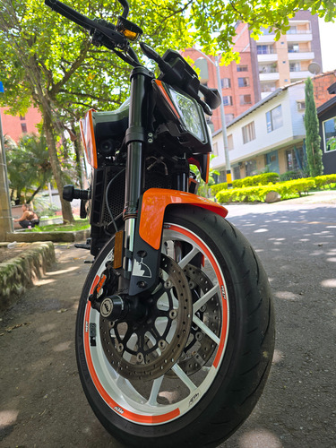 Ktm Duke 790