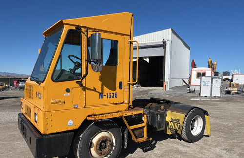 2014 Ottawa 4x2 Spotter Truck