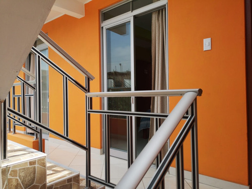 Habitacion Amoblada En Los Olivos, Incluye Servicios