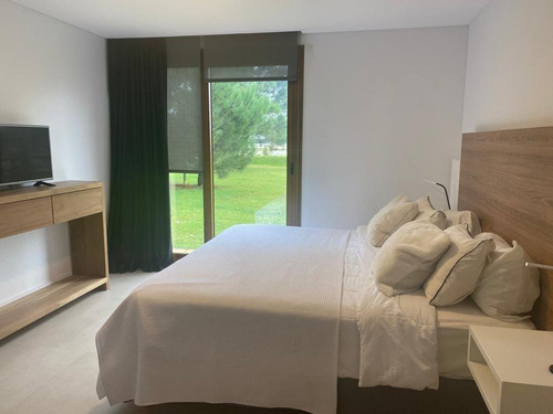 Casa En Venta - 5 Ambientes - La Herradura Pinamar