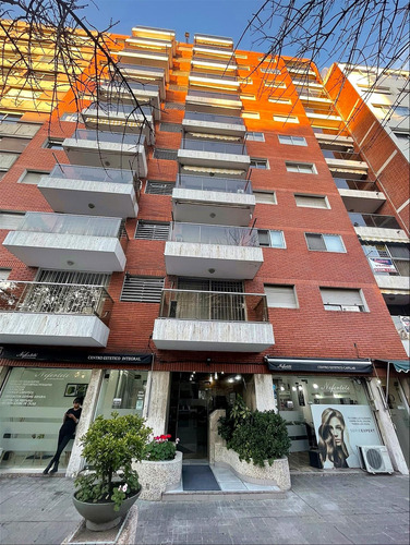 Imagen 2 de 18 de Venta Apartamento 3 Dormitorios Y Garage Pocitos