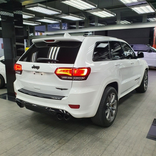 Imagen 5 de 11 de Jeep Trackhawk V8 4x4 Hemi
