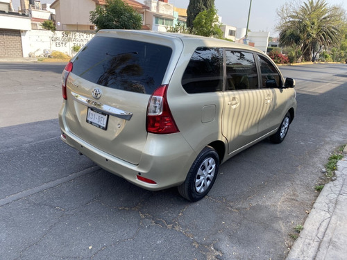 Toyota Avanza Le 2016 Premium Automatica