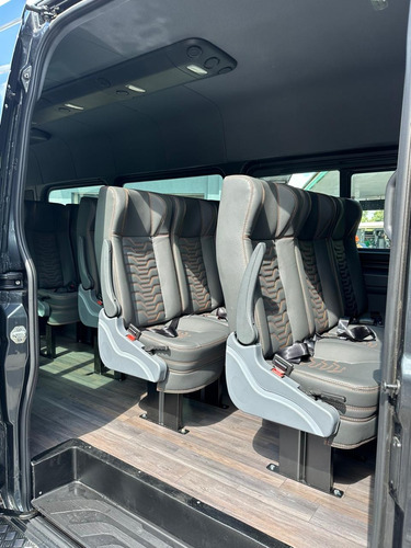 Mercedes-Benz Sprinter 2.0 Vidrado 517 Cdi Rd Extra Longo Teto Alto 15,3M3 5P Diesel