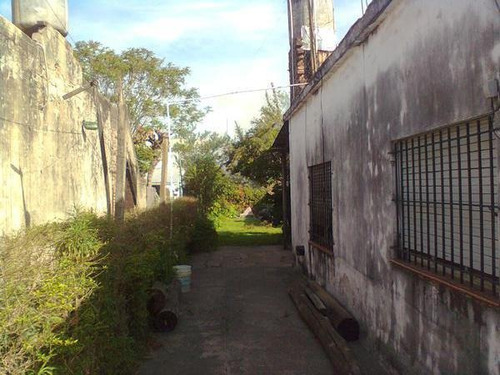 Imagen 2 de 14 de Casa - Lanús