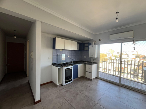 Venta De Departamento 2 Ambientes Con Balcon