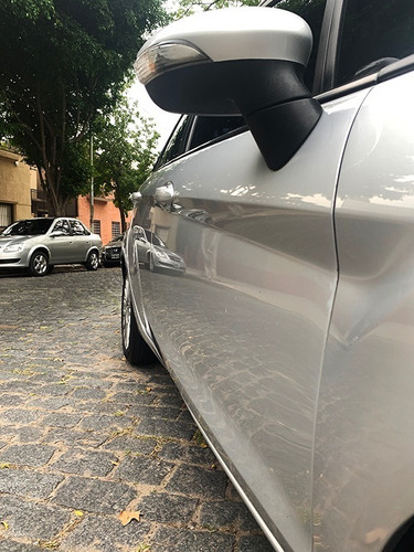 Ford Fiesta 1.6 Se Plus 4 Puertas En Excelente Estado!